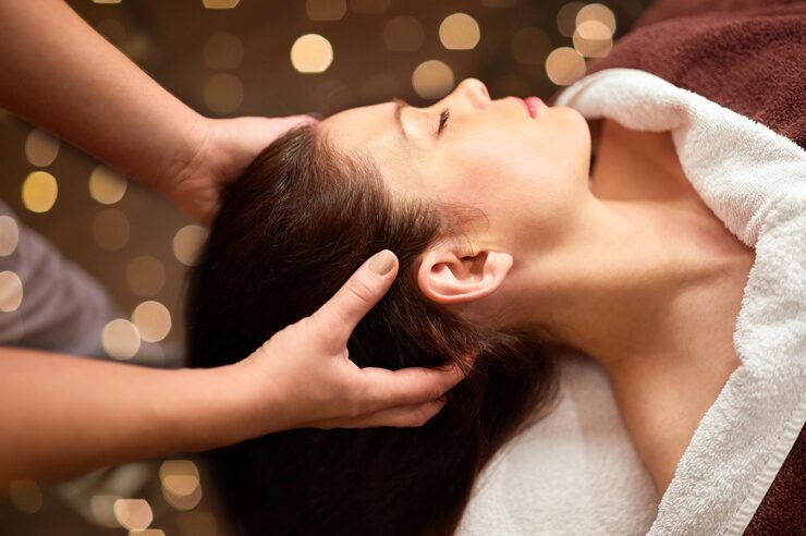 full body massage in Delhi